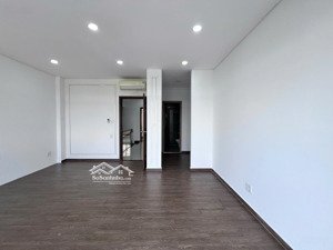 cho thuê nhà 3 lầu 4pn 100m2 gần đ xuân hợp, liên phường, globalcity. lh 