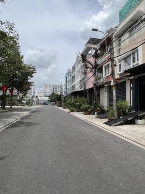 bán nhà cạnh trương đình hội, 7,65 tỷ, 100m2, 3 tầng 4pn, mặt tiền 12m