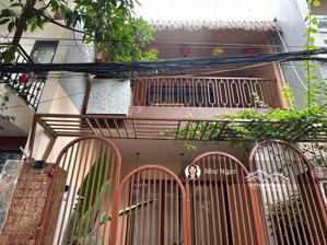 cần bán nhà 2 tầng đường kiệt nguyễn văn thoại thông lâm hoành, có sẵn dòng tiền 300 triệu/ năm