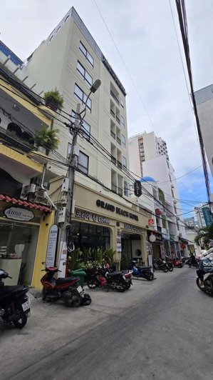 b105. khách sạn 7 tầng mặt tiền 11m siêu hiếm - trung tâm phố tây lộc thọ nha trang - 179,1m -