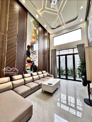 mặt tiền 5 tầng 5x20m cạnh đầm sen. chỉ 10 tỷ hơn - dòng tiền 50tr/th