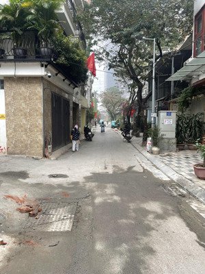 mảnh đất nằm ở phú xá , phú thượng : 86m2, mt 6,2m , ô tô vào đất - 15,9 tỷ