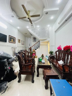 hẻm 6m lê văn quới - nhà còn mới ở ngay - ngay ngã 4 bốn xã - 68m (4.2x17m) - 5.99t - hoàn công đủ