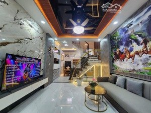 vài bước ra lê văn thọ, gò vấp. hẻm 6m. 4x11m. 4 tầng. full nội thất. chỉ 6tỷ8.