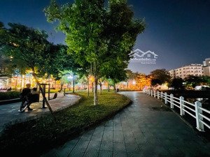 biệt thự sài đồng long biên 155m2, lô góc, thoáng sáng, dân trí cao, ở đẳng cấp, 43.4 tỷ