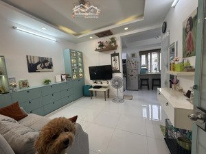 bán cc 1pn 1wc ở phan xích long, 3 tỷ, 40m2, pháp lý đầy đủ