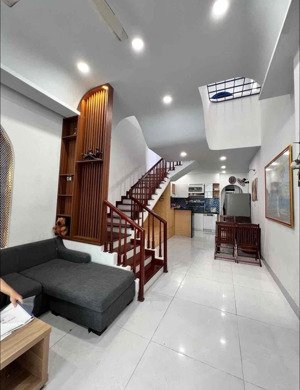 bán nhà quận 7, hoàng trọng mậu, tân hưng, 70m2, 6 tỷ 5, 3 tầng, sổ hồng riêng