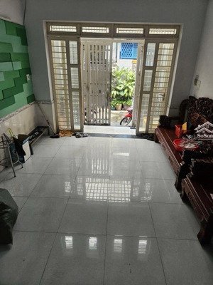 hxh điện biên phủ- hàng xanh- bình thạnh sát quận 1, dt (5x13m), vuông vức, chỉ 8 tỷ. tl