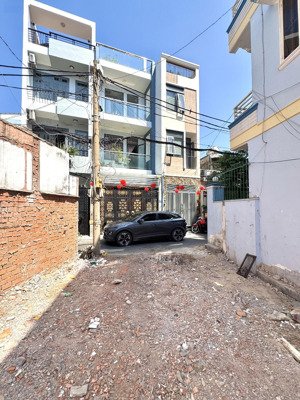 hiếm - đất trống xây chdv (5 x 22m) nở 6m - hẻm ô tô, gpxd (hầm + 5tầng) ngay nguyễn thái sơn