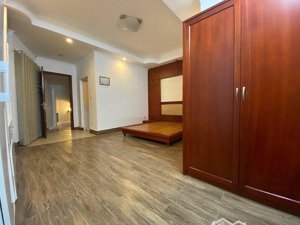 cực hiếm! nhà hai bà trưng 44m, 6 tầng, 11.95 tỷ, ngõ thông, gần phố, ô tô