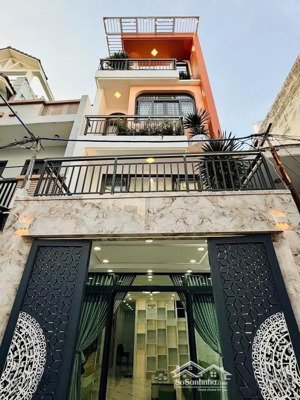 nhà phố khu an ninh - đường xe hơi vị trí: phạm văn chiêu, aht, gò vấp