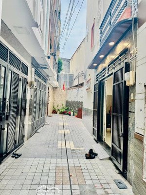 hxh nhà 4 tầng, 4 pn, 5 wc khủng, quận phú nhuận full nội thất đón tết 2026, giá 7,5 tỷ