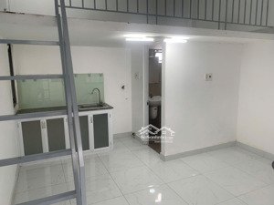 miễn phí tiền nhà tháng 2 - phòng sẵn máy lạnh ngay đỗ xuân hợp, cđ kinh tế đối ngoại chỉ 900m