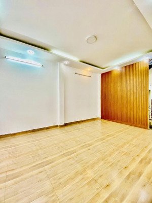 bán gấp 5x15 hxh. 3 tầng btct- sát mt phan huy ích,tân bình,hoàn công đủ-chuẩn chỉnh-rất ít căn bán