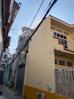 góc 2 mt hxh đỗ cửa quang trung gv- 2 tầng -nhỉnh 5tỷ