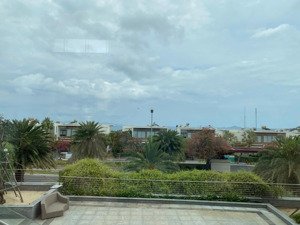 căn góc biệt thự có hồ bơi riêng 208m2 full nội thất, sổ hồng riêng vĩnh viễn chỉ 11,5 tỷ