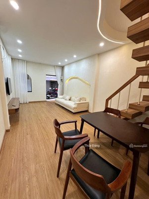 bán nhà 2 tầng kiệt 3m phạm phú thứ- nhà mới sẵn vào ở cách sông hàn 10 bước chân