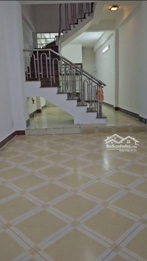 hẻm xe tải thông - 4m*17m - 3 tầng sân thượng gồm 3pn-2wc gần etown cộng hoà - sân bay tân sơn nhất