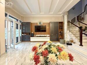 Bán nhà đẹp vào ở ngay hẻm xe hơi 82 Võ Thị Sáu phường Tân Định quận 1, DT: 6.5x18m, 3 lầu, giá 28.5 tỷ