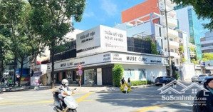 ngay hồ con rùa! góc 2mt phạm ngọc thạch, p. vts, quận 3 dt: 10x20m hđt 300tr/th, giá tốt 260 tỷ