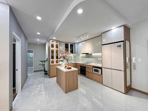 bán cc 3pn, 2wc, 88m2 tại sky garden ii, 7,6 tỷ, q7, hcm