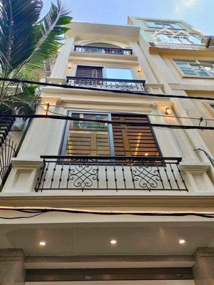 siêu đẹp - phố trần duy hưng 49m2 x 6t thang máy - gần phố - nhà mới - giá 13.1 tỷ.