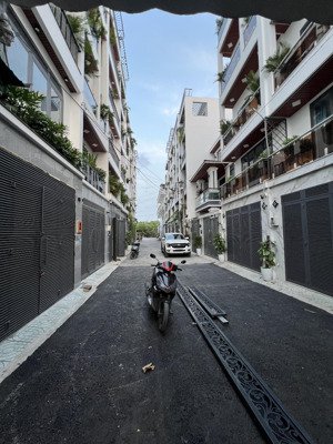 hàng hiếm thạnh xuân 25 - hxt tới cửa - 52.1m2 view kênh thoáng mát- 3.75tỷ (tl)