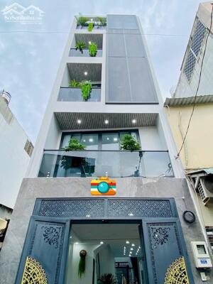 SIÊU PHẨM NHÀ PHỐ SANG XỊN CÓ THANG MÁY– GẦN CÔNG VIÊN, CHỢ, NHÀ THỜ