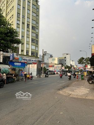 bán nhà mặt tiền đường vũ ngọc phan - có diện tích đất 400m - bán 68 tỷ