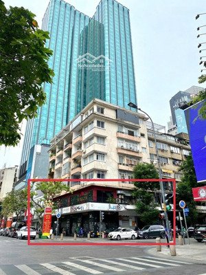 cho thuê 900m2 siêu vị trí góc 2 mt nguyễn huệ, p. bến nghé quận 1