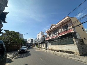 nhà mặt tiền đường phú đức cách biển 800m căn góc ngang 11m, 95,2m2 chỉ 7 tỷ 850tr