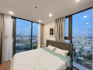 cho thuê 2pn2wc full-diện tích lớn 80m2-căn góc-view 3 mặt kính tràn-lm81-giá 18tr/tháng