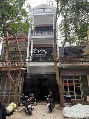 bán nhà 4 tầng đường trịnh thị ngọc lữ, phường hạc thành, thanh hóa