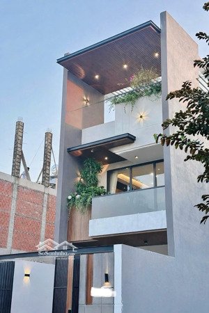 nhà mới đón tết , bán nhà mặt phố 3 tầng mt thanh lương , hoà xuân vị trí gần diên hồng và 29/3