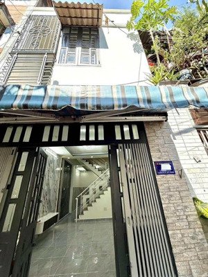 nhà shr dt 3,5x11m đúc 1 trệt 1 lầu 2pn 2wc hẻm thông đường song hành trung mỹ tây q12, 3,5tỷ tl .