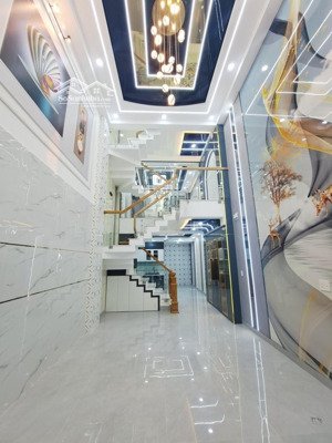 đường 6m xe hơi né - - mã lò - lê văn quới - gần sát mặt tiền -52m2- tk 5 tầng- nhỉnh 7ty.