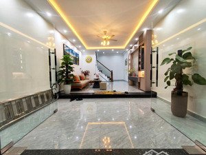 bán nhà độc lập tại chợ đôn - kinh doanh tốt - xe ôtô đỗ trước cửa nhà