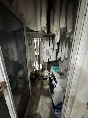 nhà đẹp lắm luôn, thật không thể tin được, bấm vào xem ưng không nhé