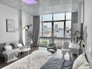 hiếm khi trống lại chdv nằm ngay trung tâm q7, full nt, máy giặt, thuận tiện di chuyển qua các quận