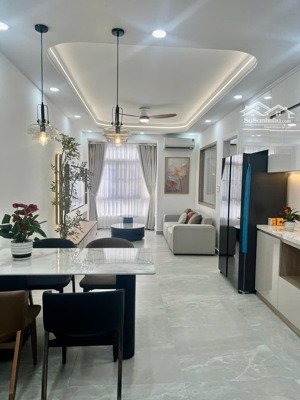 cần bán sky garden 2, pmh, q7, 81m, 3pn, 2wc, 6ty5, thuê 35tr, nhà đẹp, khu an ninh, thân thiện