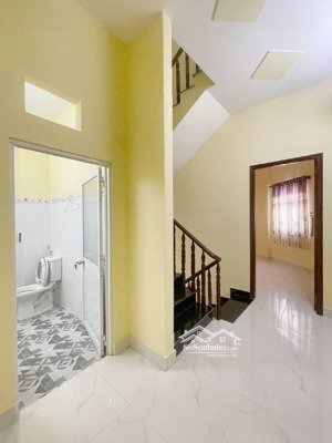 nhà chính chủ hẻm xe hoi phú định quận 8 nhỉnh 6 tỷ