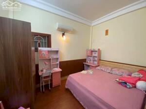 Bán nhà Bà Triệu Hà Đông, nội thất hiện đại, ba bước ra phố, ngõ thoáng sạch sẽ, 35m2, hơn 8 tỷ