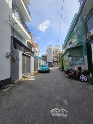 hẻm 5m, 83m2. ngang 5m, nở hậu. vài bước ra quang trung, p14, gò vấp. chỉ hơn 10tỷ. đct 28tr/tháng