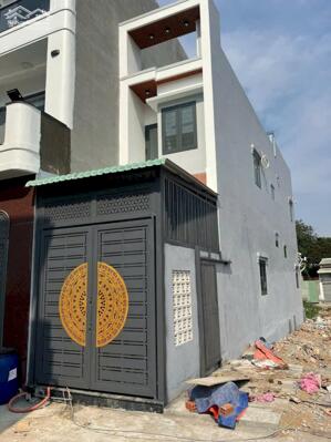 Nhà sổ riêng mới xây 2.85 tỷ 1 lầu 1 trệt đường 6m 3 phòng ngủ