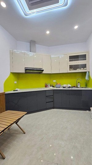 bán nhà đội cấn, ngõ hồ đầm tròn, 30m ra oto tránh, dân xây 40m*4t full nt xịn, khách về ở ngay