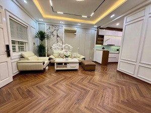 bán căn hộ tòa oct5a resco phạm văn đồng, 81m2, 6 tỷ, 3pn, 2wc, sổ đỏ cc, full nội thất mới đẹp.