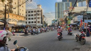 240m2 thổ chỉ 18 tỷ kiot mặt tiền & dãy trọ sẵn dòng tiền, đường 10m có vỉa hè, thủ đức