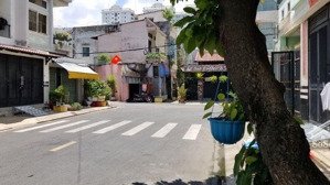 lô góc 2 mt. ô tô đỗ cửa đường phan văn hớn, vào 220m, bà điểm, hóc môn, tp.hcm, 4,3 tỷ, 78 m2