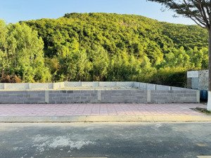 bán đất kđt mipeco nha trang - lô biệt thự kế góc đường số 8