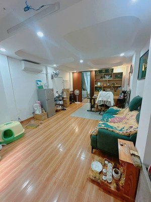 nhà nguyễn thị minh khai q3, dt 40m2, giá 5.38 tỷ